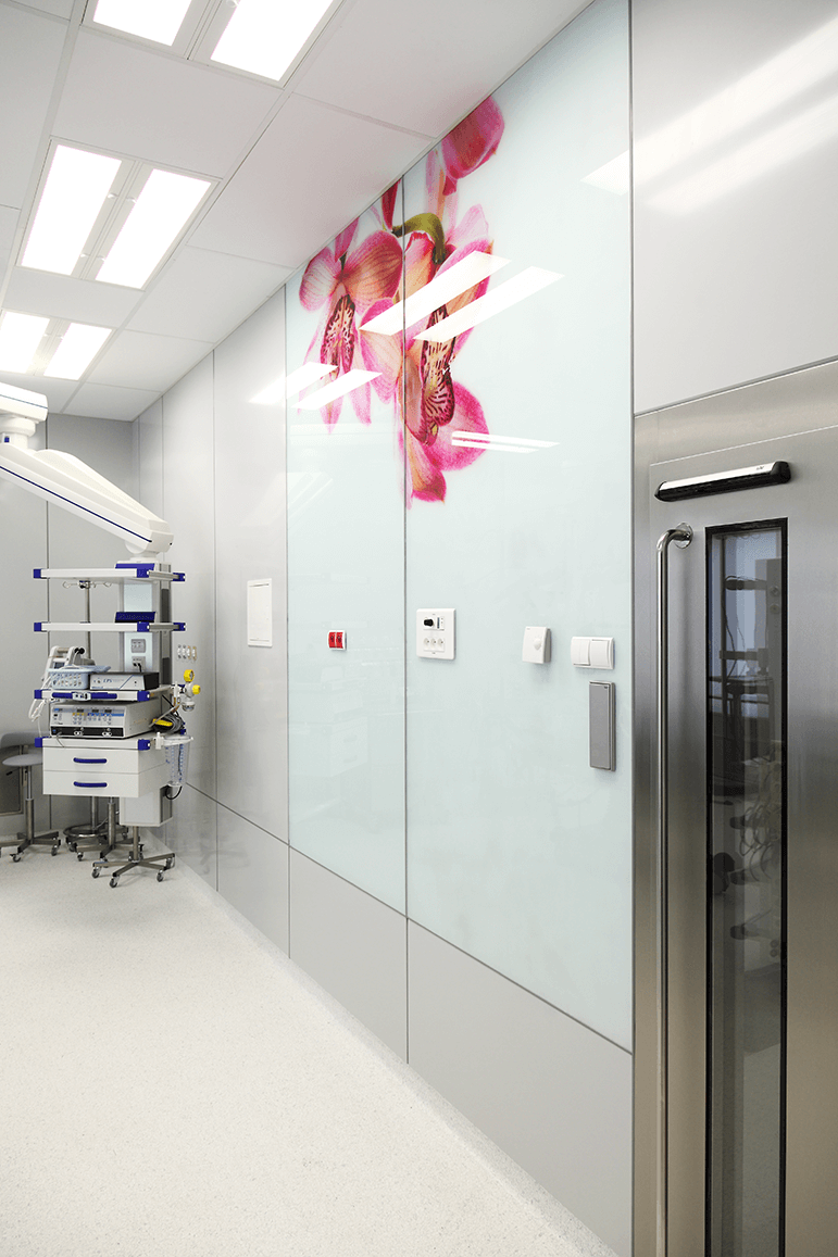 Ease modular walls can be used in medical environments and offer flexibility